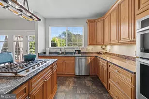 10111 Trumpet Vine Ct, Manassas, VA 20110 - Photo 18