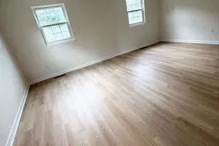 15023 Cherrydale Dr, Woodbridge, VA 22193 - Photo 12
