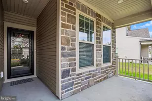 6470 Purple Aster Ln, Haymarket, VA 20169 - Photo 2