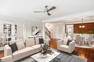 15360 Kensington Park Dr, Woodbridge, VA 22191 - Photo 4