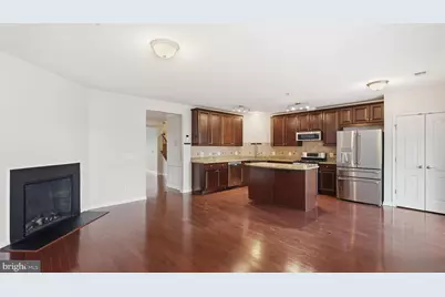 15360 Kensington Park Drive, Woodbridge, VA 22191 - Photo 12