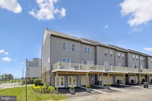 8983 Katherine Johnson Ave, Manassas, VA 20109 - Photo 2