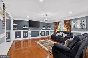 18324 Nob Hill Dr, Triangle, VA 22172 - Photo 6