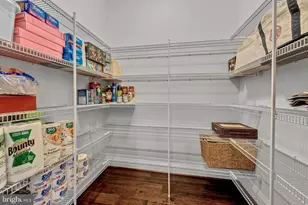 7102 Darbey Knoll Dr, Gainesville, VA 20155 - Photo 12