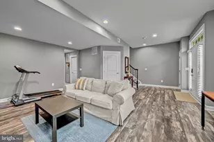 7102 Darbey Knoll Dr, Gainesville, VA 20155 - Photo 24