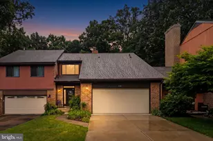 2597 Tree House Dr, Woodbridge, VA 22192 - Photo 2