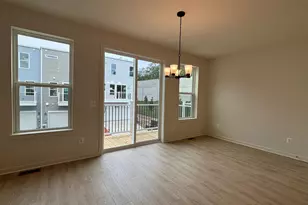 17998 Alicia Ave, Dumfries, VA 22026 - Photo 8