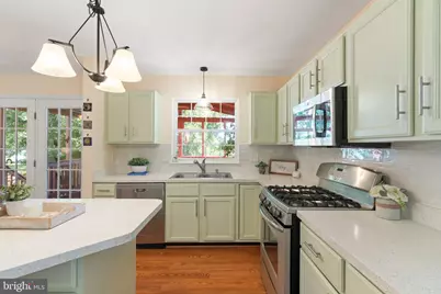3904 Red Bird Lane, Woodbridge, VA 22193 - Photo 10
