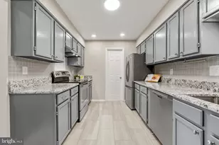 10466 Paradise Ct, Manassas, VA 20109 - Photo 10