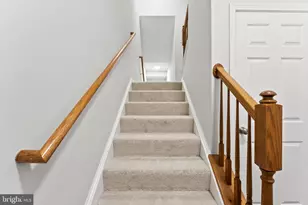 2370 Merseyside Dr, Woodbridge, VA 22191 - Photo 6