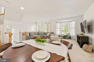 9045 Brewer Creek Pl, Manassas, VA 20109 - Photo 6
