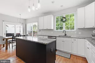 10000 Darnaway Ct, Bristow, VA 20136 - Photo 8