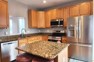 15377 Elizabeth Burbage Loop, Woodbridge, VA 22191 - Photo 6