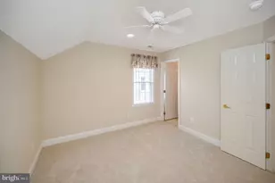 13784 Charismatic Way, Gainesville, VA 20155 - Photo 30