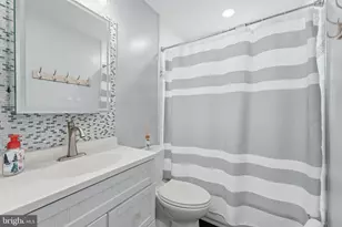 2208 Emporia St, Woodbridge, VA 22191 - Photo 18