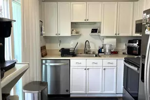 11021 Sentry Ridge Rd, Manassas, VA 20109 - Photo 2