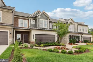 6023 Sunstone Ln, Haymarket, VA 20169 - Photo 4