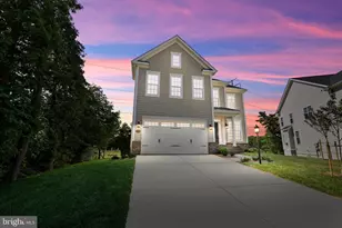 14496 Aurora Dr, Woodbridge, VA 22193 - Photo 2