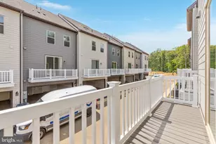 13660 Cobble Loop, Woodbridge, VA 22193 - Photo 32