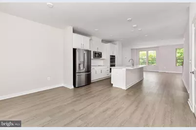 13660 Cobble Loop, Woodbridge, VA 22193 - Photo 4