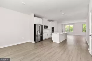 13660 Cobble Loop, Woodbridge, VA 22193 - Photo 4