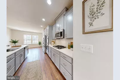 15305 Linville Creek Drive, Haymarket, VA 20169 - Photo 6
