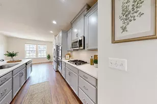 15305 Linville Creek Dr, Haymarket, VA 20169 - Photo 6
