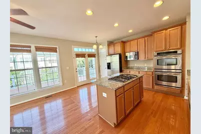 16325 Flotsam Lane, Woodbridge, VA 22191 - Photo 10