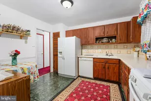 4209 Evergreen Dr, Woodbridge, VA 22193 - Photo 14