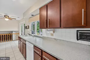 15786 Crocus Ln, Dumfries, VA 22025 - Photo 22