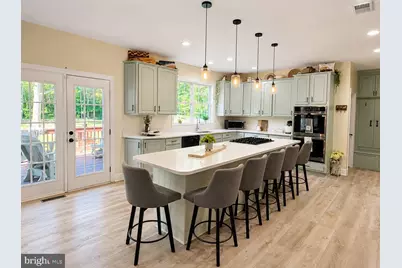 16125 Gossum Court, Haymarket, VA 20169 - Photo 2