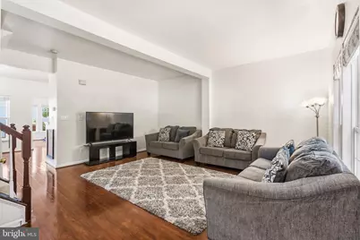 15129 Gaffney Circle, Gainesville, VA 20155 - Photo 16