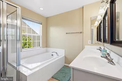 15129 Gaffney Circle, Gainesville, VA 20155 - Photo 20