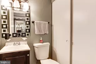 2409 Kilpatrick Pl, Dumfries, VA 22026 - Photo 10