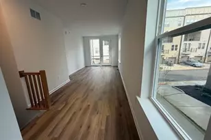 2528 Neabsco Common Pl, Woodbridge, VA 22191 - Photo 4