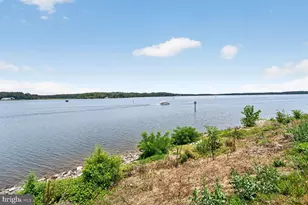 810 Belmont Bay Dr, Woodbridge, VA 22191 - Photo 24