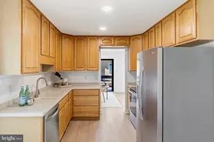 12307 Mulberry Ct, Woodbridge, VA 22192 - Photo 16