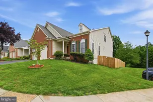 7385 Cluster House Way, Gainesville, VA 20155 - Photo 2