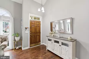 7385 Cluster House Way, Gainesville, VA 20155 - Photo 4