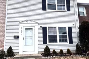 1338 Redbud Ct, Woodbridge, VA 22191 - Photo 1