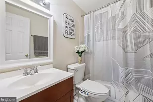 4850 Langer Ln, Woodbridge, VA 22193 - Photo 18