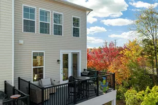 6746 Upland Mnr Dr, Gainesville, VA 20155 - Photo 18
