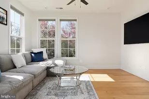 6746 Upland Mnr Dr, Gainesville, VA 20155 - Photo 34