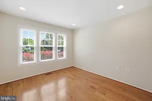 15232 Larkspur Ln, Dumfries, VA 22025 - Photo 16