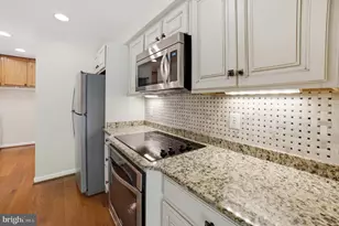 15232 Larkspur Ln, Dumfries, VA 22025 - Photo 10