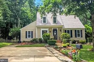 12000 Farrabow Ln, Woodbridge, VA 22192 - Photo 6