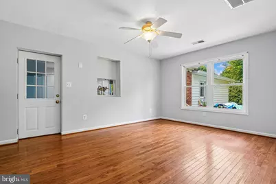 7907 Maplewood Drive, Manassas, VA 20111 - Photo 12