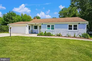 7907 Maplewood Dr, Manassas, VA 20111 - Photo 2