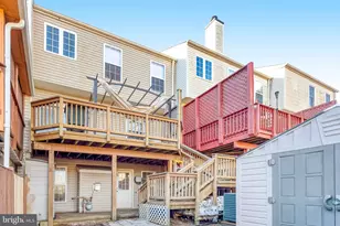 2594 Sylvan Moor Ln, Woodbridge, VA 22191 - Photo 4