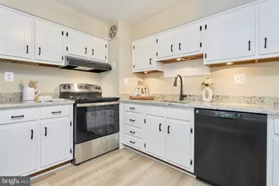 13174 Putnam Circle, Woodbridge, VA 22191 - Photo 6